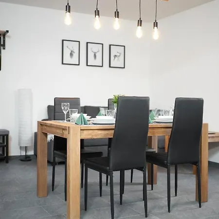 Alpen Flair アパート *